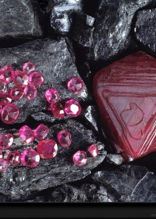 ruby-crystal-and-stone